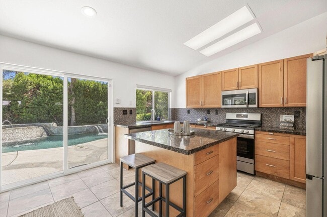 Photo - 45460 Coldbrook Ln
