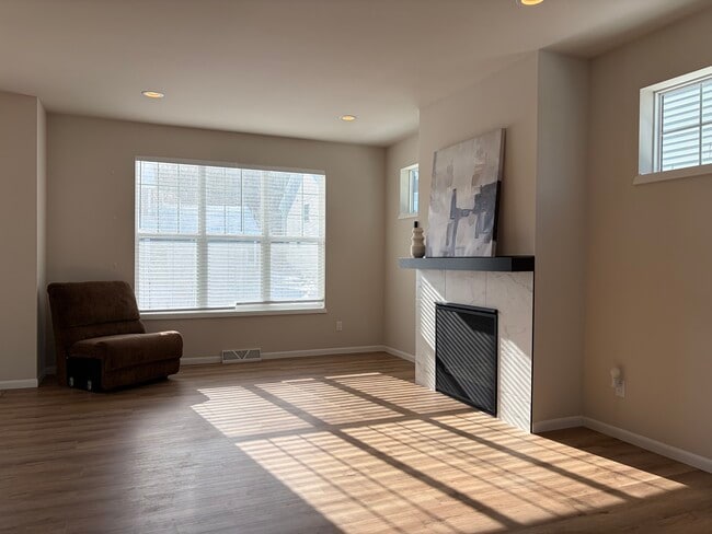 Photo - 9412 Tawny Acorn Dr