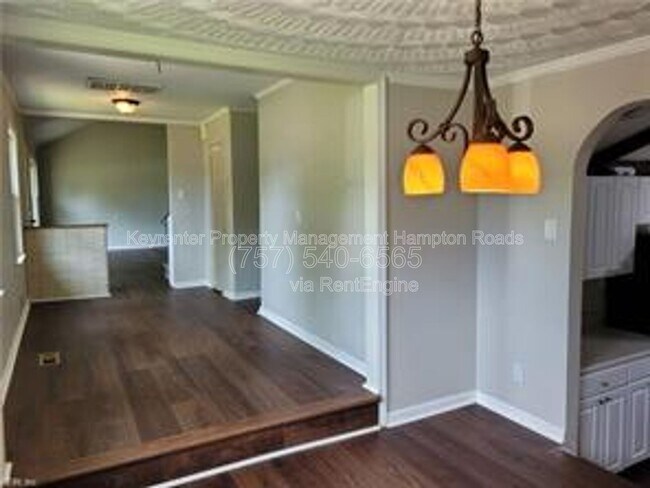 Photo - 1289 River Oaks Dr