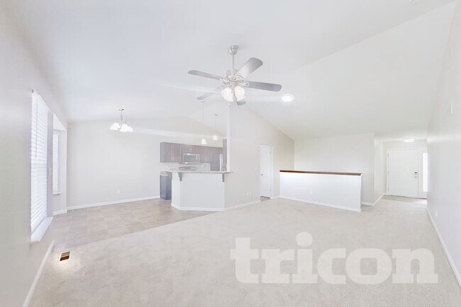 Photo - 227 Essex Ct