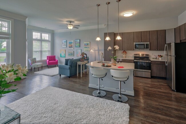 Photo - Aqua on 25th