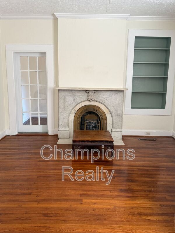 Photo - 1721 St Elmo Dr