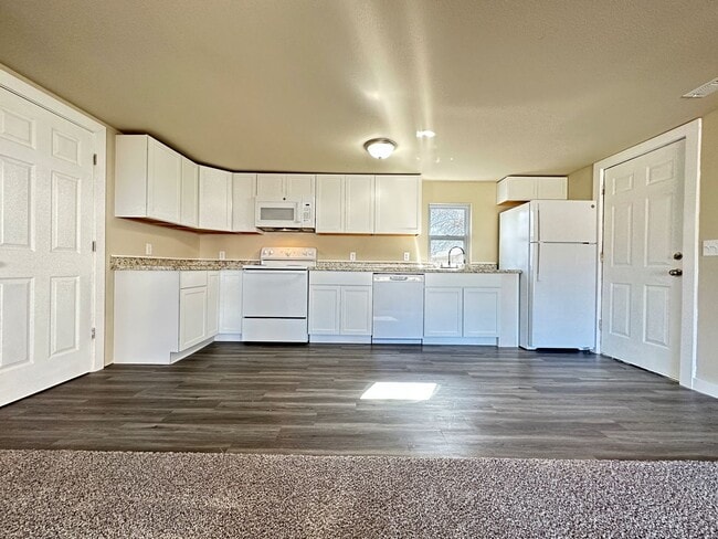 Photo - 3 Bedroom 2 Bath Home