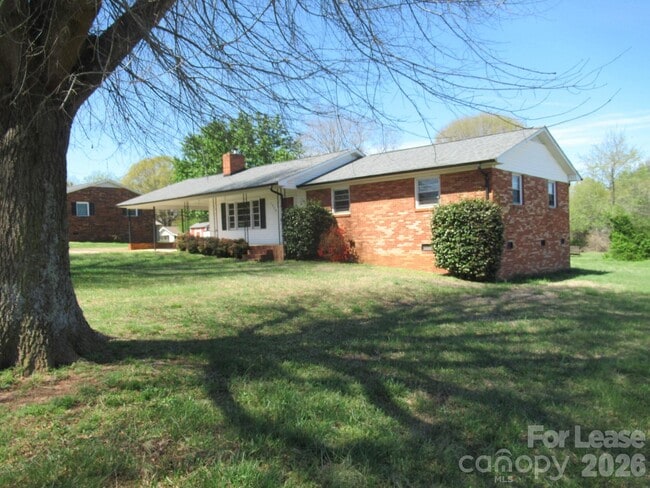 Photo - 1330 Davis Rd