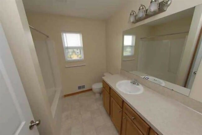Photo - 3880 Kenowa Ave SW
