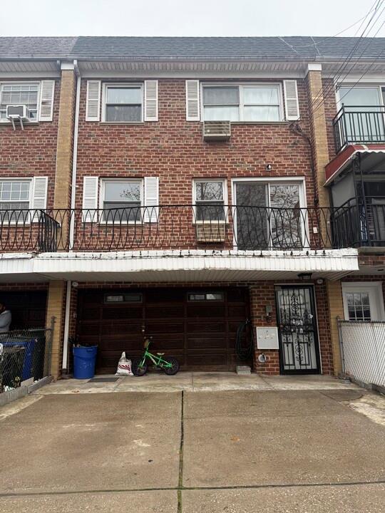 Photo - 69-61 Alderton St Apartment Unit 2