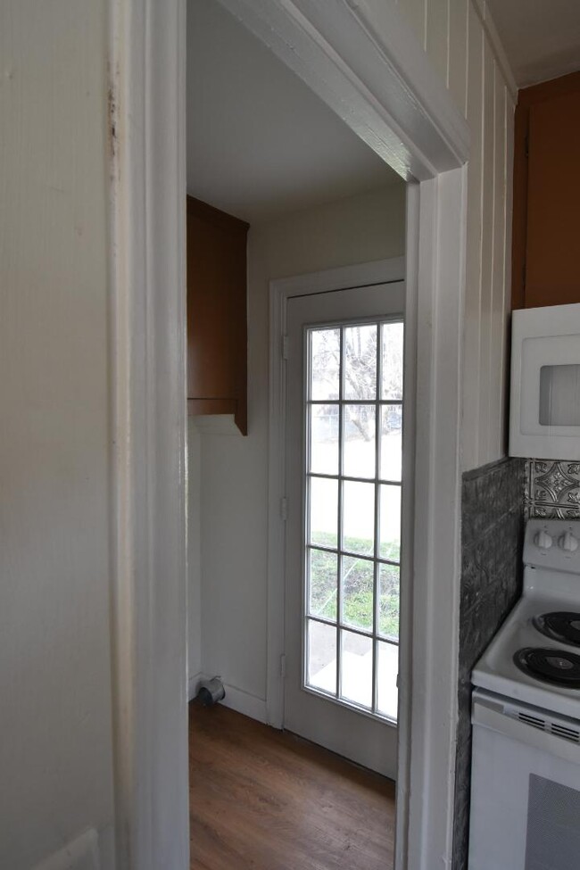 Photo - 1817 Birch St