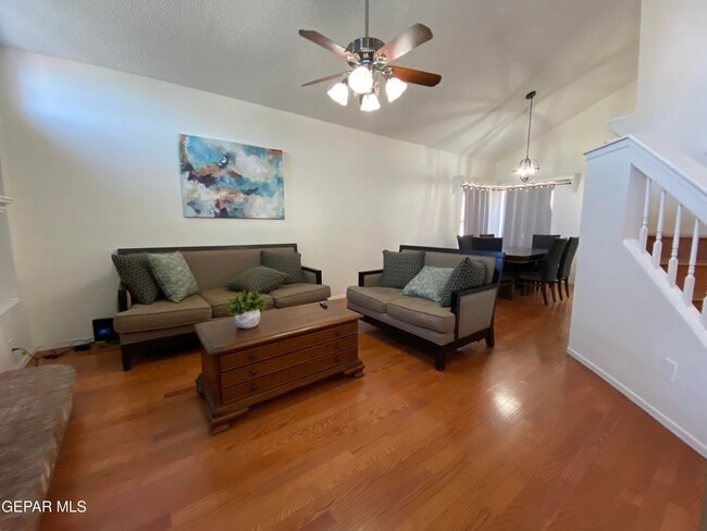 Photo - 812 Merriman Dr