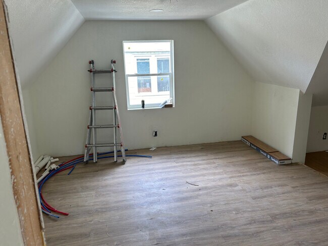 Photo - 600 N Sherman St Unit 2