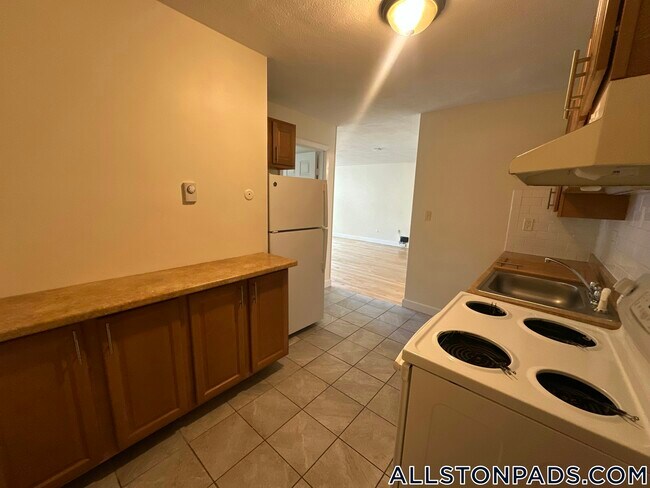 Photo - 10 Armington St Unidad 4