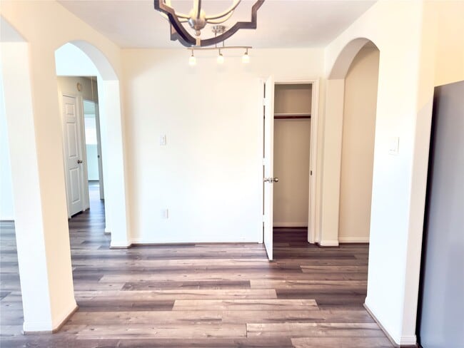 Photo - 11222 Overland Trail Dr