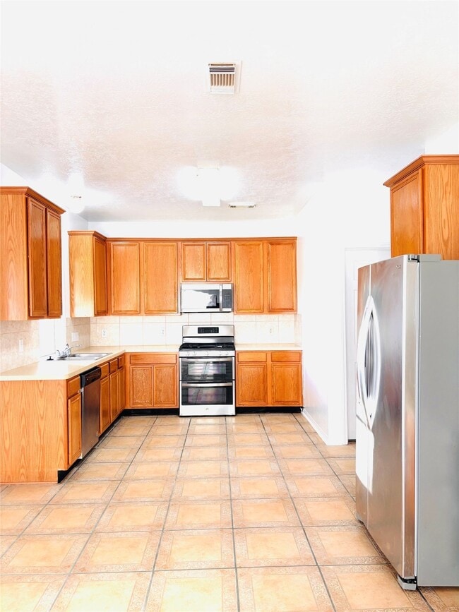 Photo - 18807 Forest Deer Rd