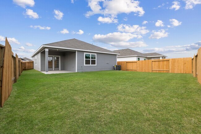 Photo - 15818 Berry Hl Dr