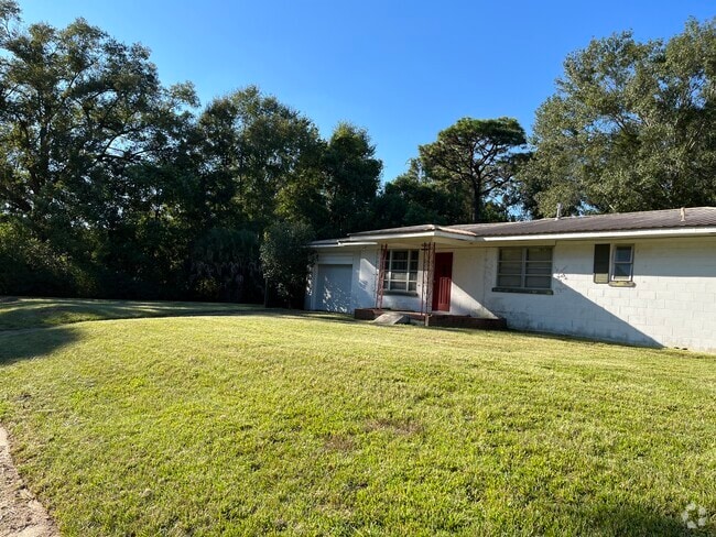 Building Photo - 2750 Gill Rd Rental