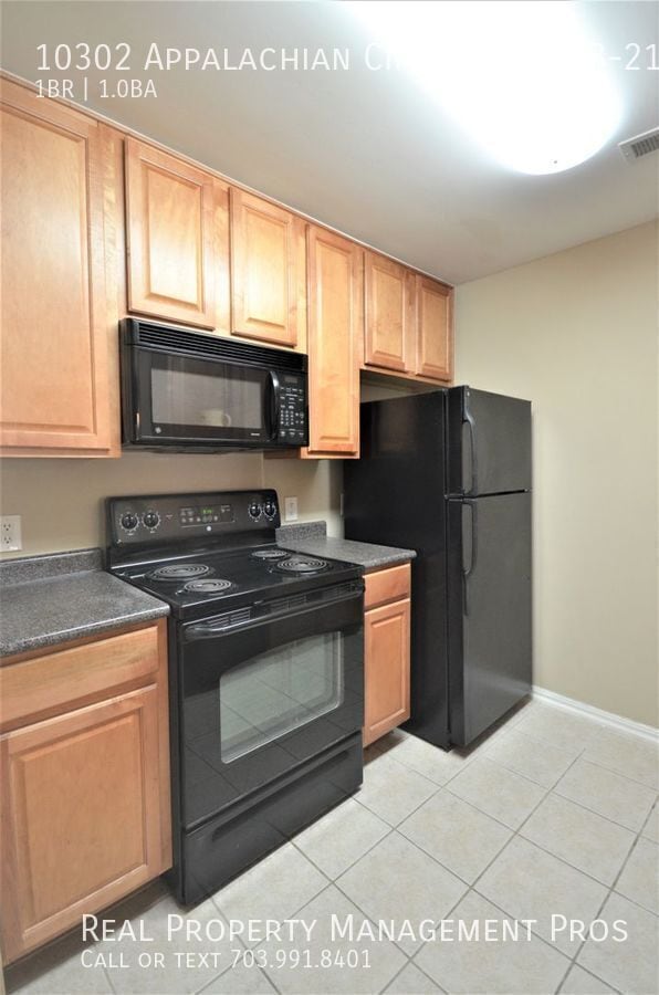 Photo - 10302 Appalachian Cir Unit 8-210
