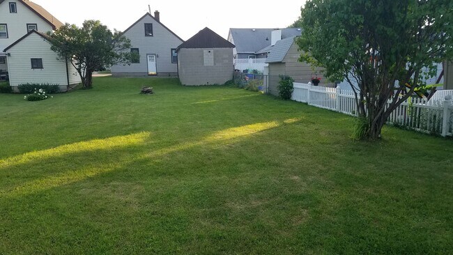 Back yard facing the house - 2717 Post Ave