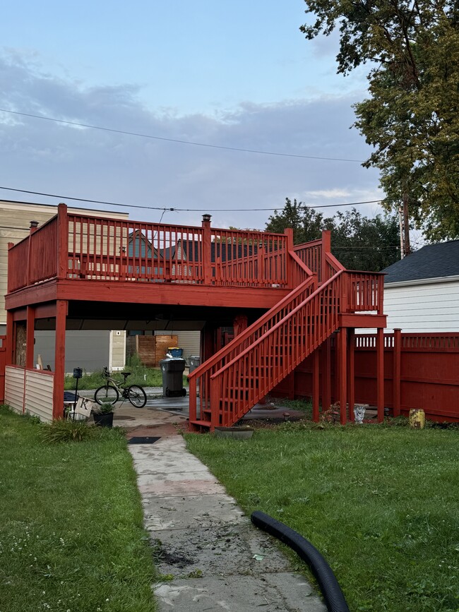 Photo - 801 E 20th St