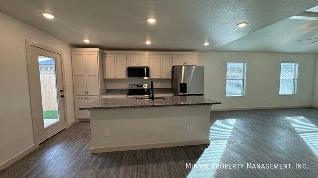 Photo - 7705 Date Ave