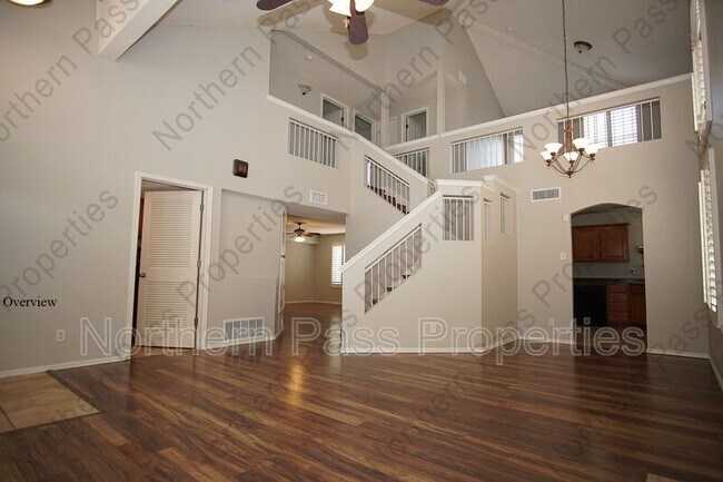 Photo - 10932 Acoma St