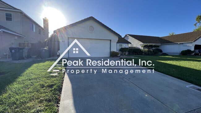 Photo - Very Nice 3bd/2ba House with 3 Car Gar nea...