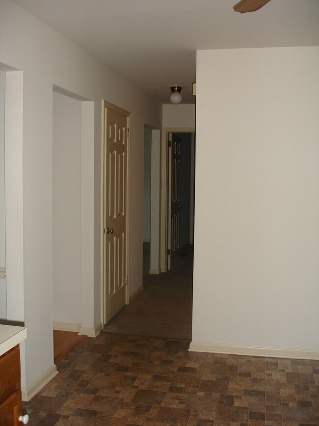 1546 Millport Rd, Lancaster, PA 17602 Rental House Rental in