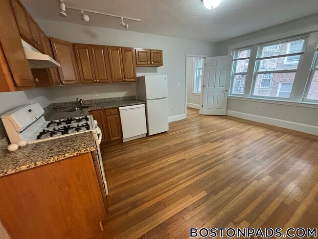 Photo - 1615 Commonwealth Ave Unidad 11