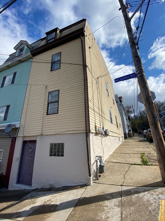 Photo - 819 McCandless Ave Unit #2