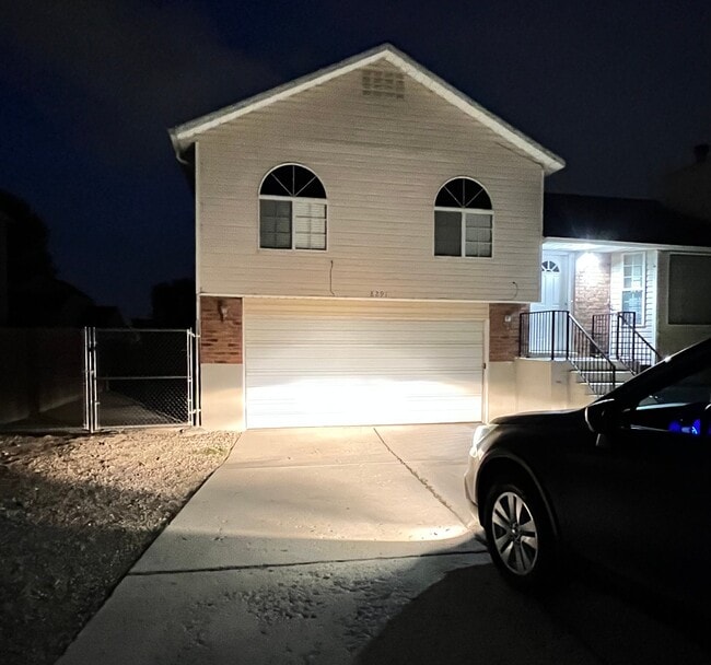 Building Photo - 8291 S 4800 W