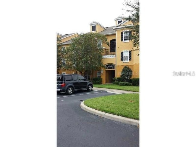 Building Photo - 3611 Conroy Rd Unit 825