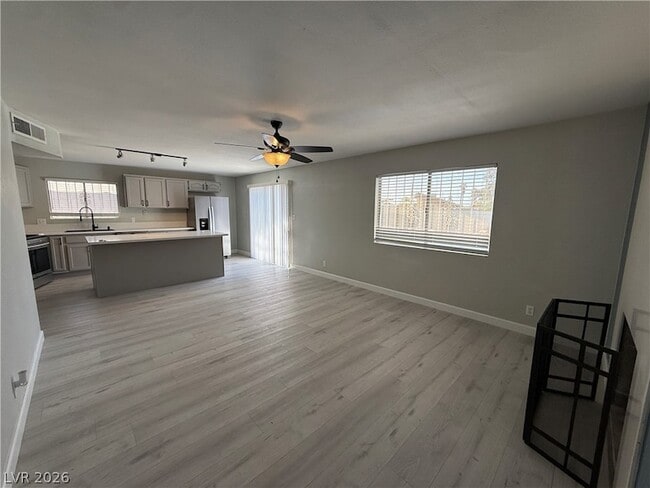 Photo - 6489 Bugbee Ave