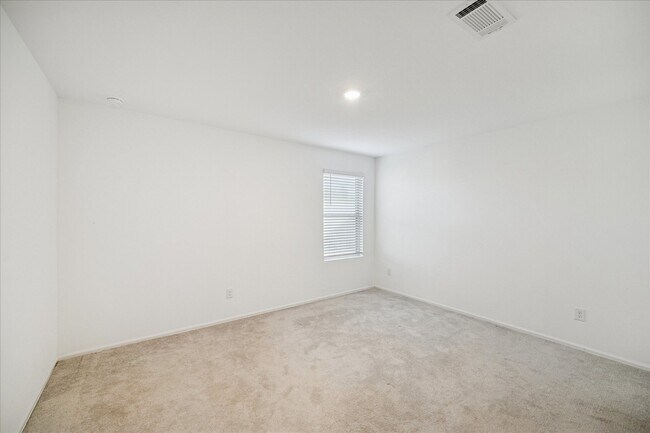 Photo - 20949 Zuccala Dr