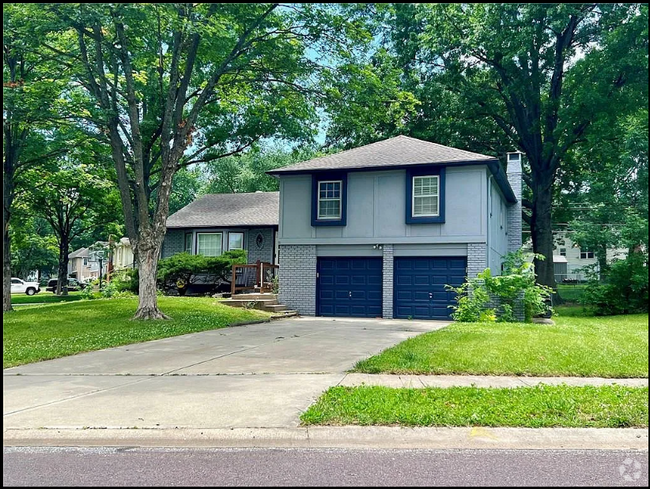 Building Photo - 9528 Benson Dr Rental