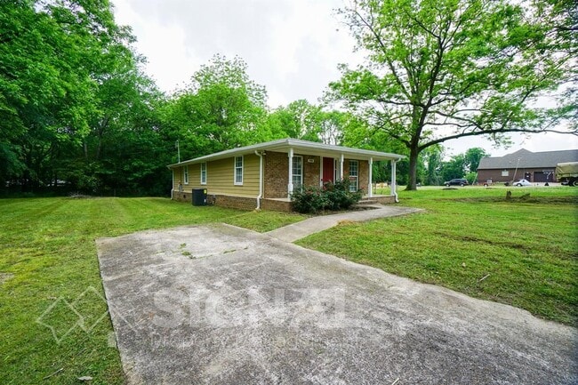 Photo - 908 9th St SE
