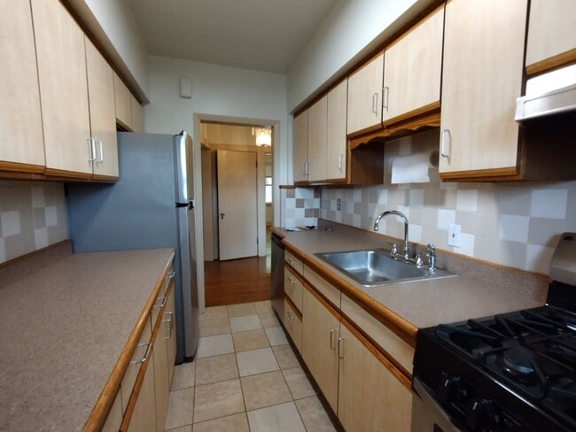 Building Photo - mor1008 Unit 1008