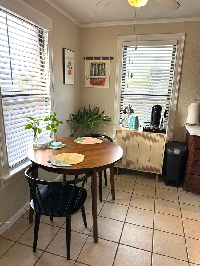 Photo - 1830 Moser Ave Unit M100