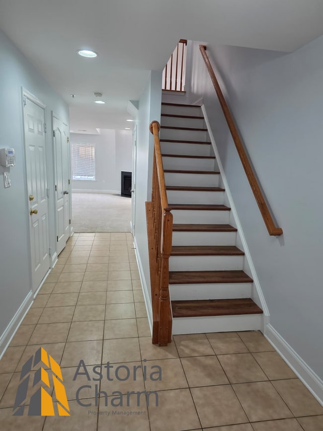 Photo - 3 Bedroom 3 Level Home with Garage and Flexible Layout