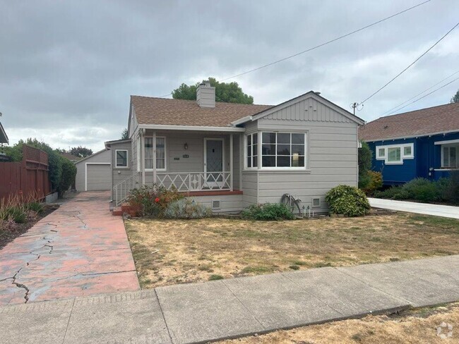 Building Photo - Nor Cal Realty Inc, - Coming soon - 3 Bd 2... Rental