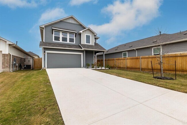 12008 Tolson Dr