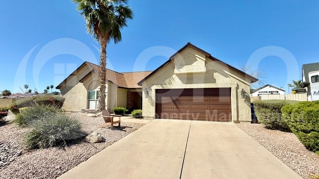 Building Photo - 601 S Kenwood Ln