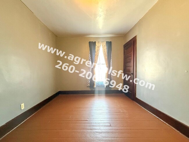 Photo - 116 E Pontiac St Unit 116 E Pontiac St