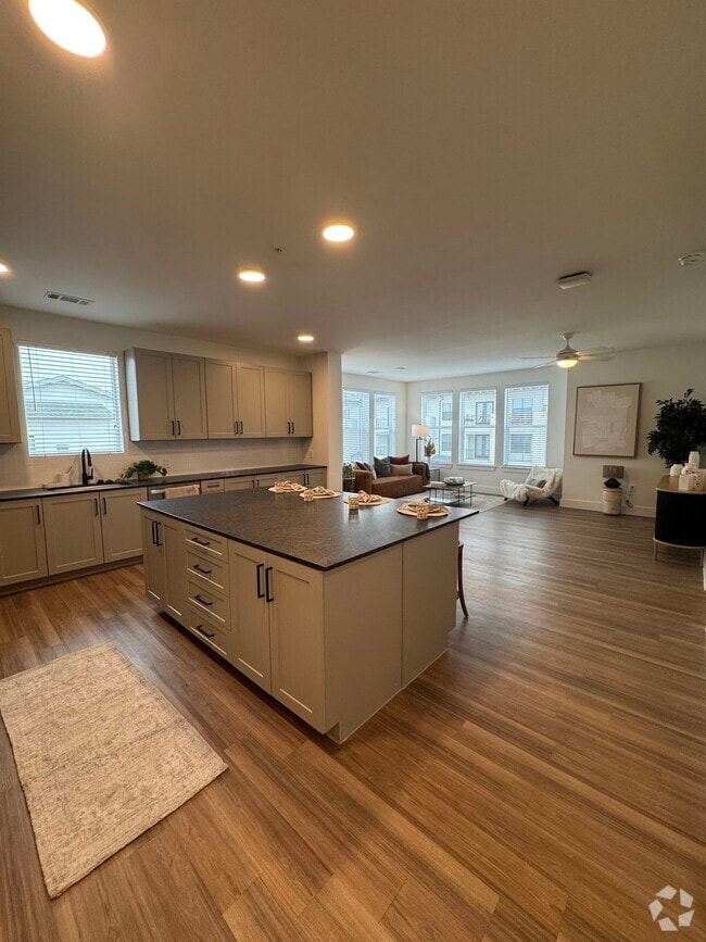 Building Photo - 3701 Raven Trl Rental