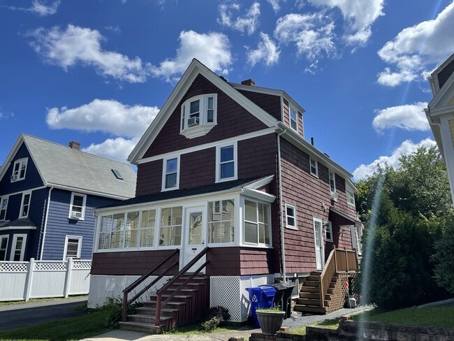 Building Photo - 4 Barstow St Unit 1 Rental