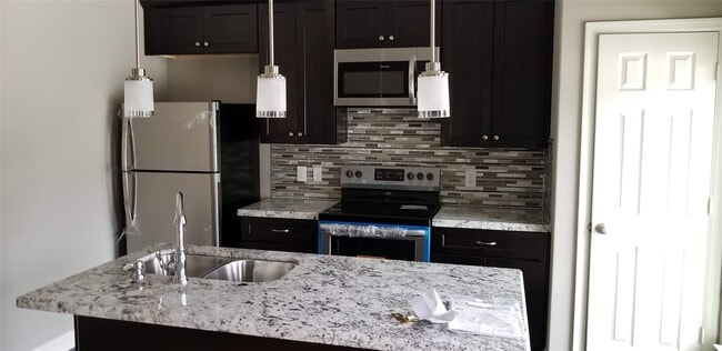 Photo - 4204 Stassen St