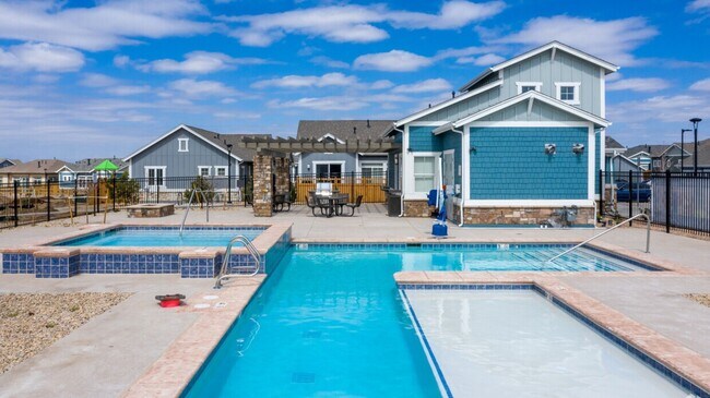 Photo - 2103 Peregrine Dr Unidad 114.357422