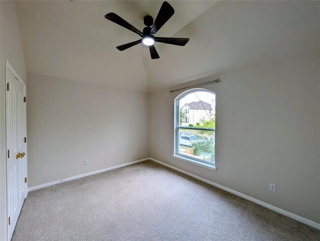 Photo - 2901 Cashell Wood Dr