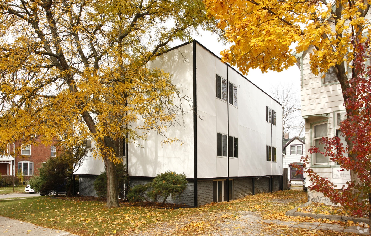 Photo - Sun Terrace Apartments