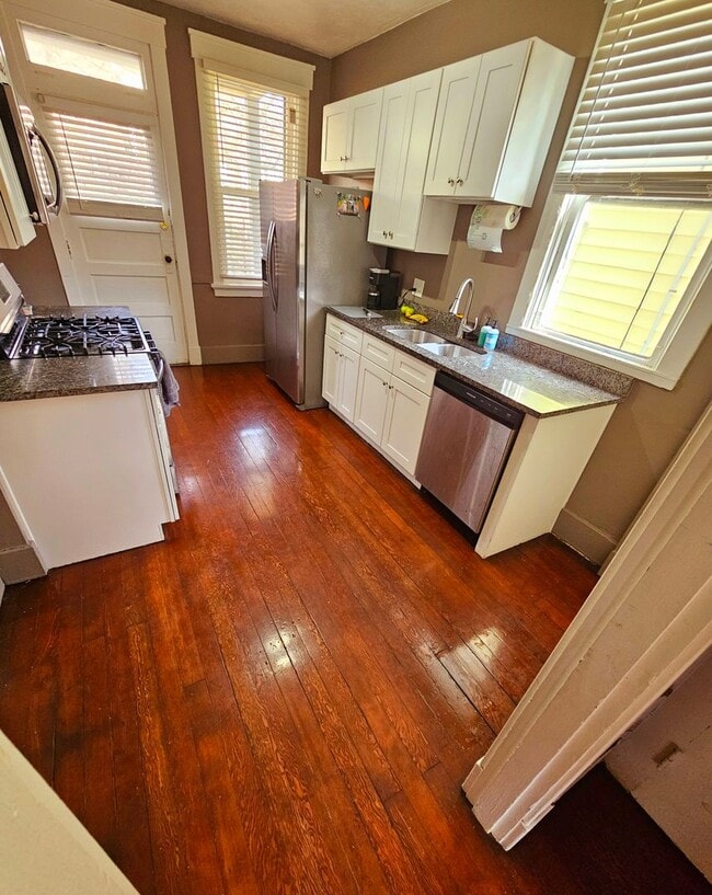Photo - 3842 Baytree St