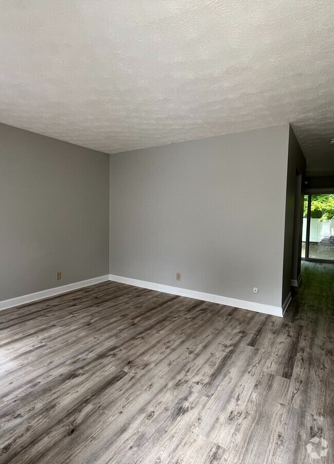 Building Photo - 101 Forest Ln Rental