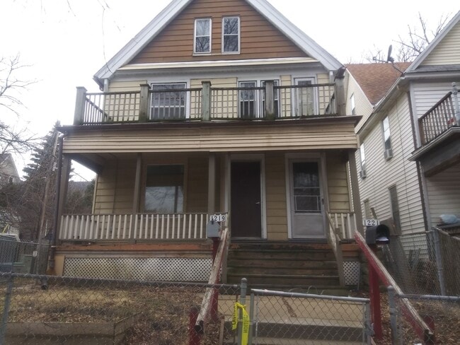 Photo - 1219-21 N 33rd St Unit 1221 upper