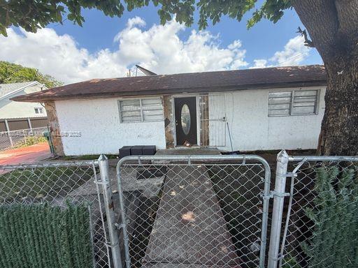 Building Photo - 3091 NW 30th St Unit B Rental